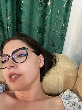 KaylaLewyss Chat XXX live