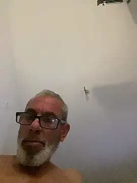 Chat +18 de crisfootlicker ao vivo