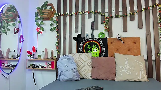 MeowMota_'s Live XXX Chat