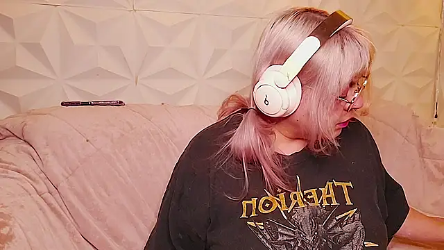 Онлайн чат XXX Satyn_doll