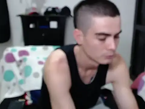 Zac_Efront – Naživo XXX chat