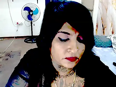 Indiancatz2 live XXX chat