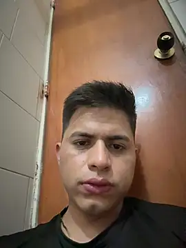 Niicky1_ Adlı Modelin Canlı XXX Sohbeti