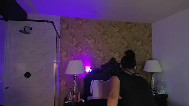 Онлайн чат XXX alanna_blaze