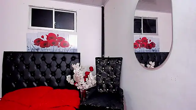 pinky_f00x Live XXX Chat