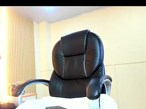 Онлайн чат XXX AlixDream_HL