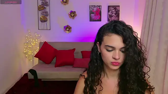 Онлайн чат XXX MaraVelvett