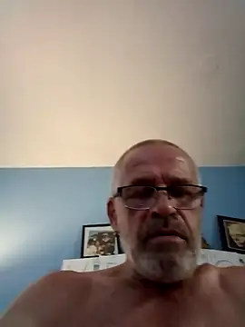Seeittobelieveit100 Webcam show