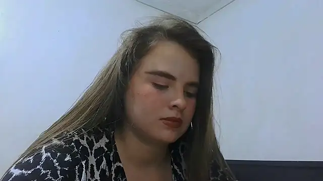 HellenMiyer1111 Chat XXX in diretta