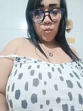 OliviaWilliammのライブXXXチャット
