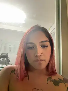 צ'אט XXX בשידור חי של bella_mush