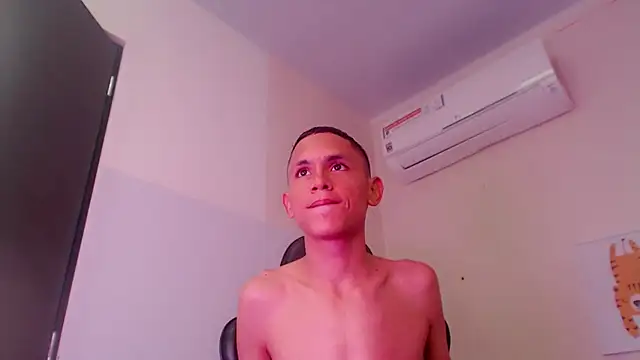 sombra_18 Chat XXX live