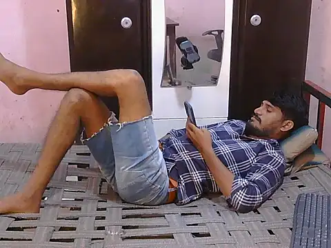 HotXKrish's Live XXX Chat