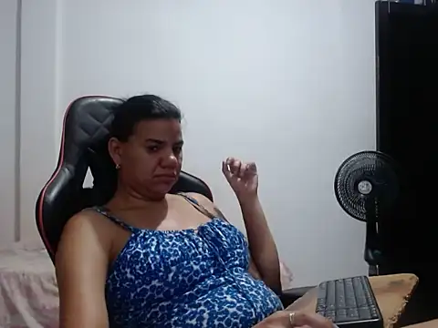 Adriana_0312n Live XXX chat