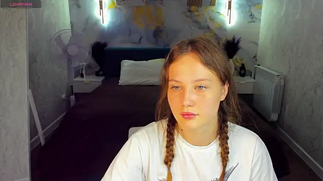 Vanessa_Sinclairr: онлайн-секс-чат