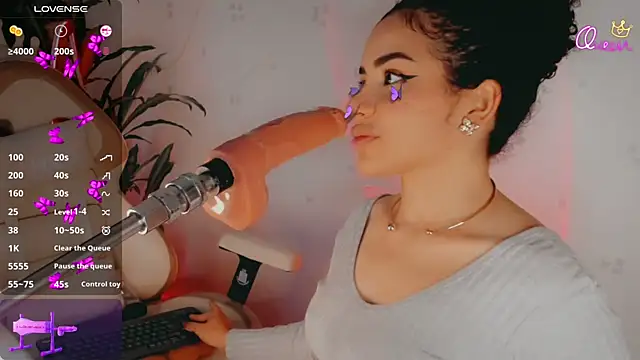 Chat XXX en directo de Queen_Deepthroat