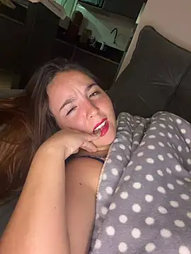 AMORINHA_S2_ Chat XXX in diretta