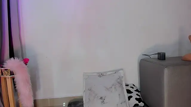 Chat XXX Live Nanny_11