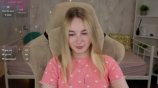 Shy_Polly Live XXX-Chat