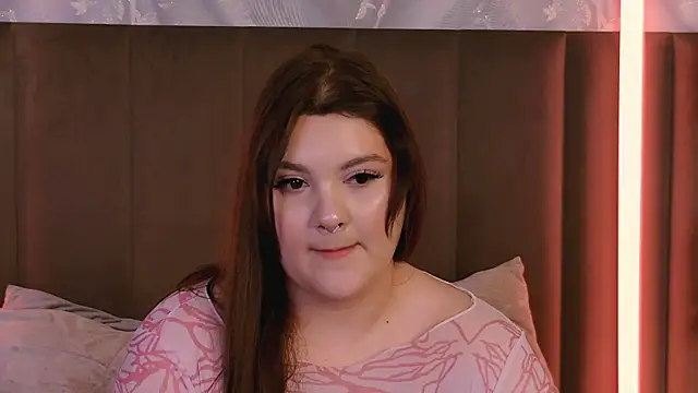EmilyHyde live XXX chat