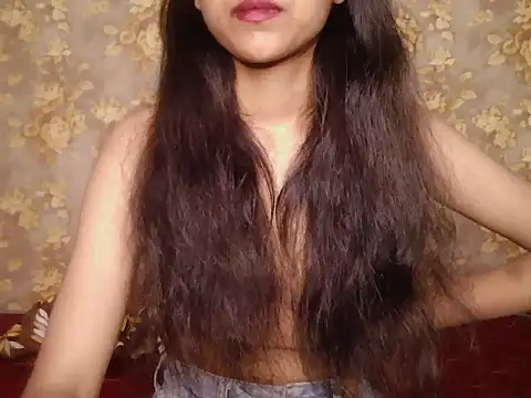Disha-vibes Adlı Modelin Canlı XXX Sohbeti