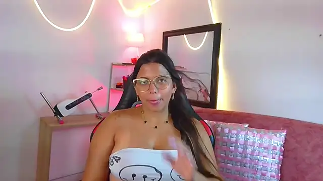 Megaan_Greey's Live XXX Chat