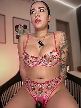دردشة KyleXBrown الجنسية المباشرة