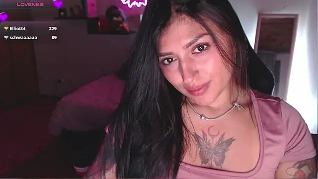 Chatroom XXX en direct de MissDennise