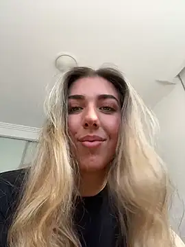 Aussielulun Live XXX chat