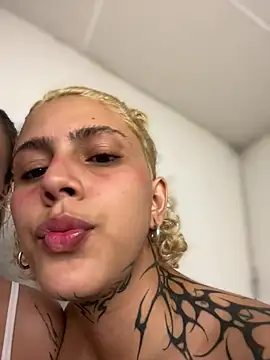 Czat XXX na żywo – Velvet1_