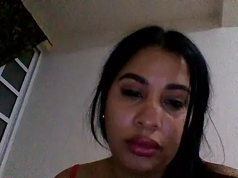 sexykarol94 Adlı Modelin Canlı XXX Sohbeti