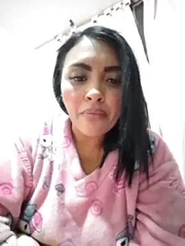EstrellaSmmith Adlı Modelin Canlı XXX Sohbeti