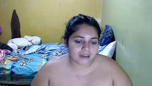 yulieth_bbw's Live XXX Chat