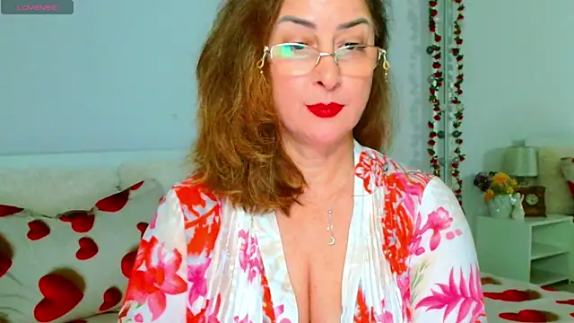 Tyana40's Live XXX Chat
