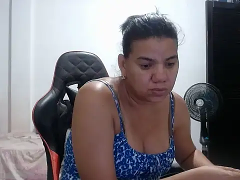 Chat XXX en directo de Adriana_0312