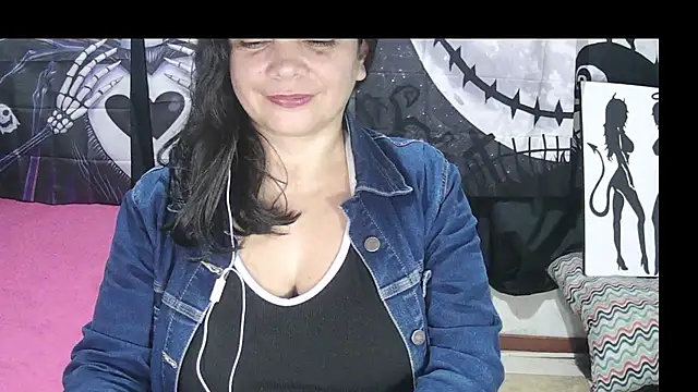 vivian-milf Live XXX-chat
