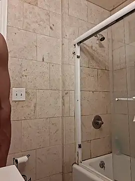 MynameisPaco Show in webcam
