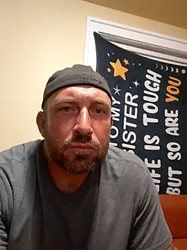 Brucejuce6669 Show in webcam