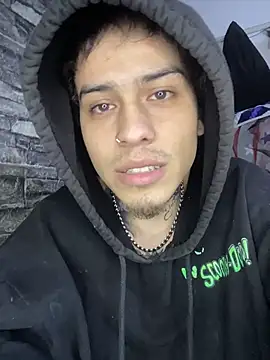 XXX chat uživo modela chamitopolla21