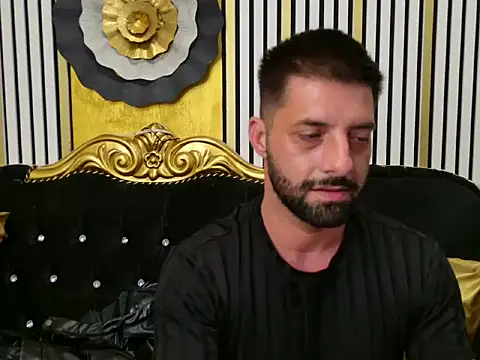 TommyDum live XXX chat