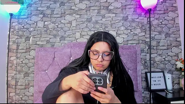 miku_katsuragi Chat XXX live