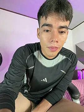 Czat XXX na żywo – Alejandro_karter18