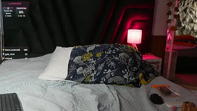 cattaleeyaan Live XXX chat