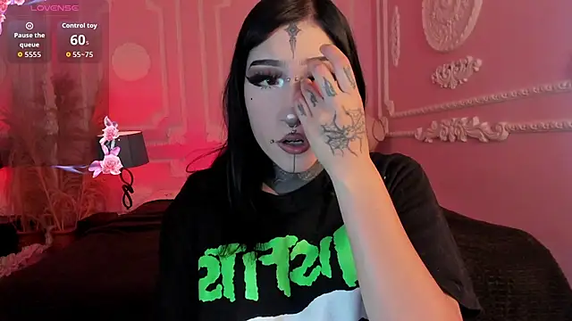 צ'אט XXX בשידור חי של Kat_VonDe