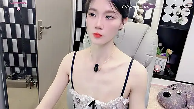 Yueyue-MM Adlı Modelin Canlı XXX Sohbeti