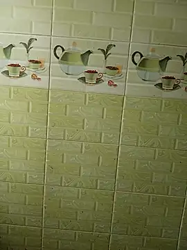 Tanha18 লাইভ XXX চ্যাট