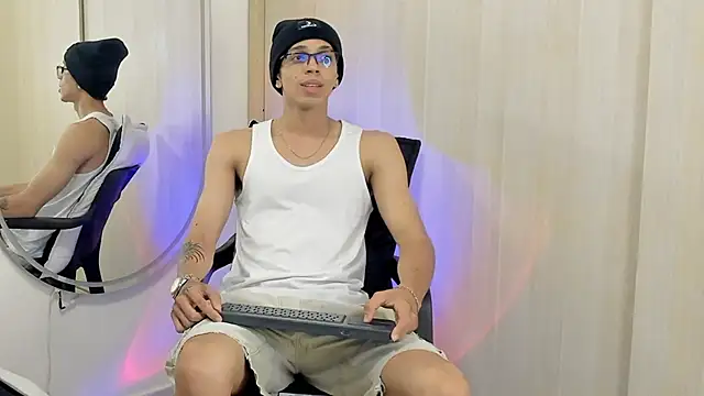 Mheysam_Youngerx Chat XXX in diretta