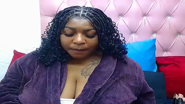 Ebonyhotass26's Live XXX Chat