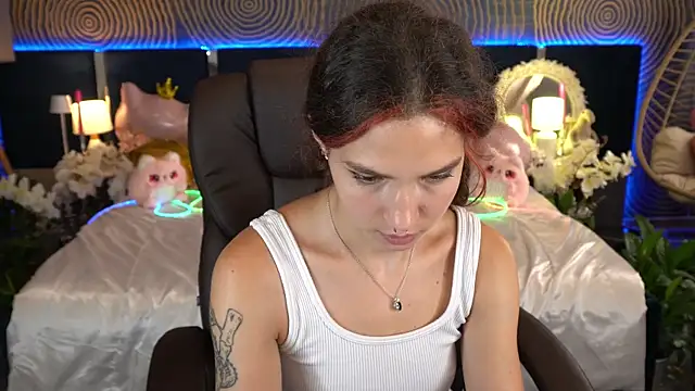 BabyFlowerr's Live XXX Chat