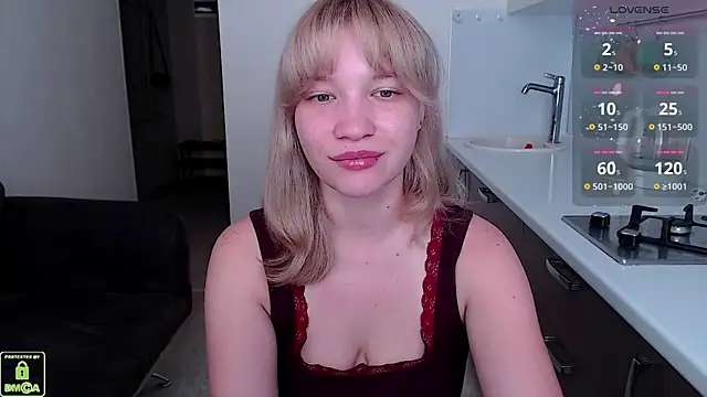 Онлайн чат XXX hottie_satan